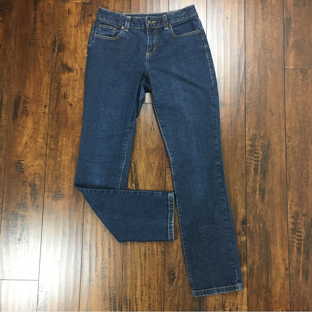 DKNY Jeans Women's Size 10R Dark Wash Skinny Pocket Logo Altered Waist.